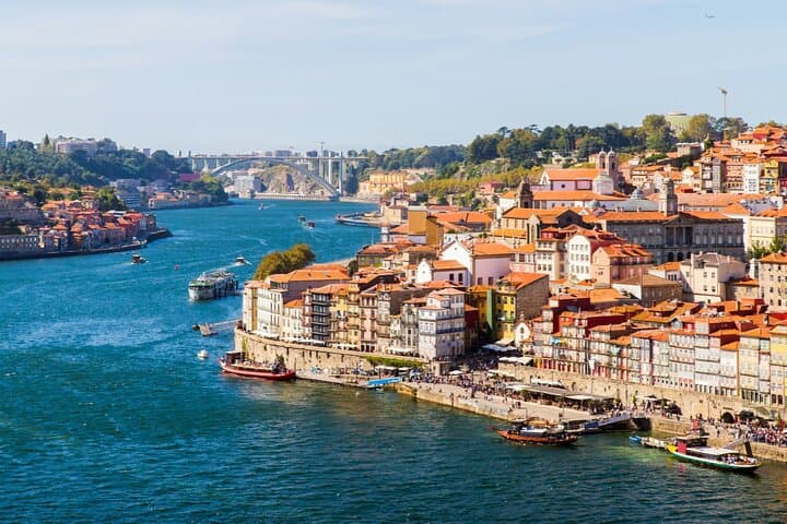 Love in Porto: Self-Guided Romantic City Exploration Game photo 4