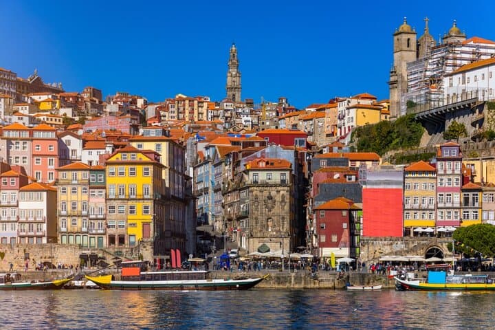 Love in Porto: Self-Guided Romantic City Exploration Game photo 5