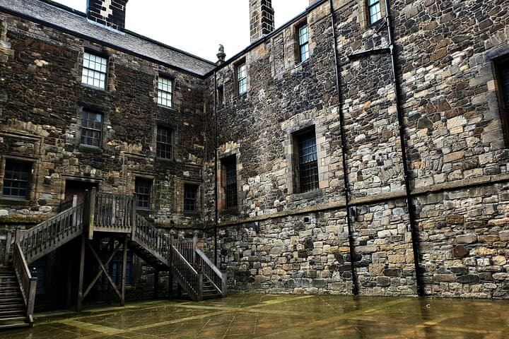 Full-Day Private Tour to Wallace Monument, Stirling Castle & Linlithgow Palace from Edinburgh photo 6