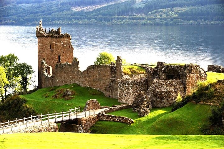 Glencoe to Loch Ness: Private Highlands Day Tour from Edinburgh