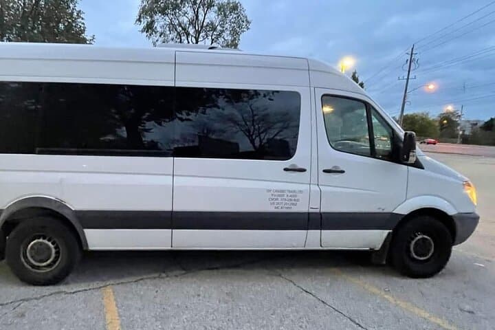 Private Toronto-to-Ontario Custom Tours: Niagara, Algonquin & Bruce Peninsula Chauffeur Service photo 1