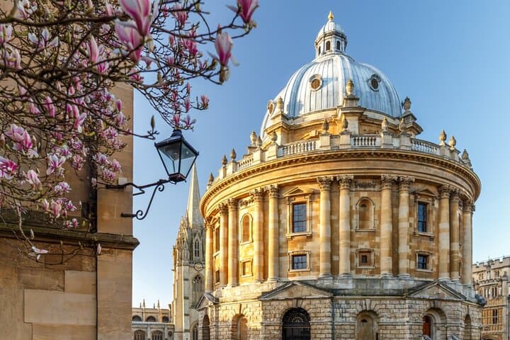 Oxford Alumni Puzzle Walk: Self-Guided Story Game Through the University photo 3