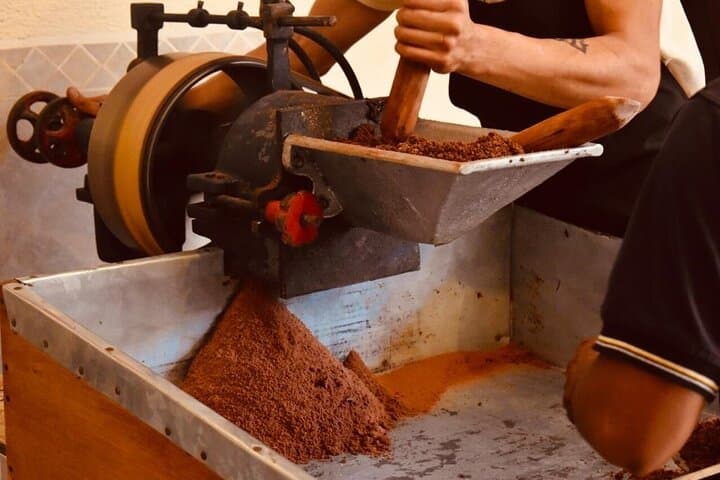Private Chocolate Tasting in Antigua, Guatemala — From Bean to Bar