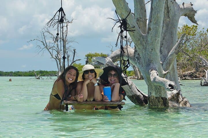 Key West Sandbar Excursion: Sandbar Hopping, Snorkel & Island Cruise photo 6