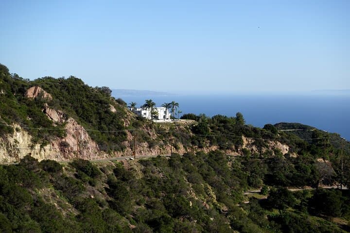 Cruise Malibu: Wine, Food & Beach Tour Along Pacific Coast Highway photo 6