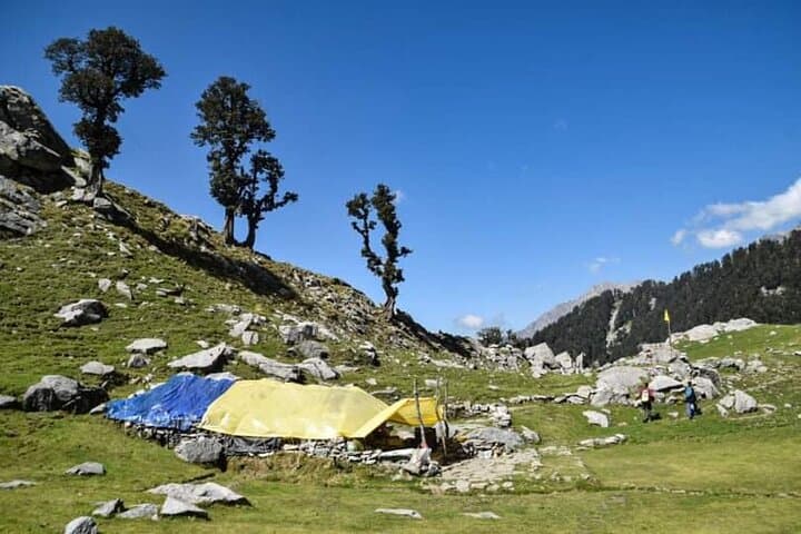 Indrahar Pass Trek: McLeodganj to 4,342m Dhauladhar Crossing photo 3