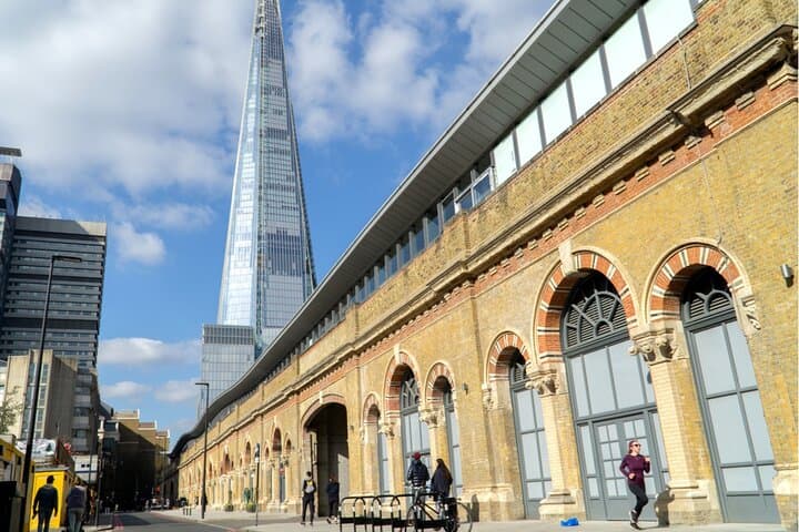 Troll Hunt at London Bridge: Self-Guided Fantasy City Quest photo 6