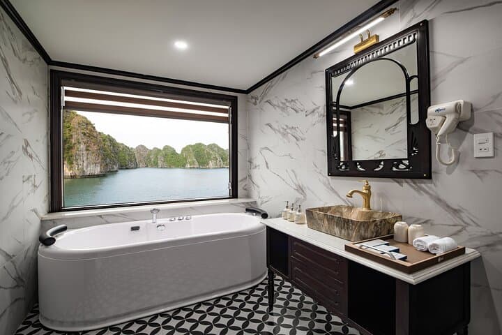 Ha Long Bay 2-Day Luxury Cruise with Balcony Cabin, Kayaking & Cooking Class photo 3