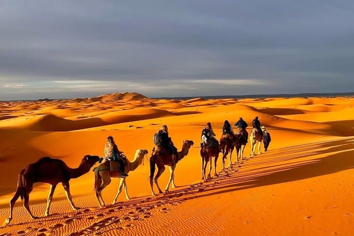 Merzouga Overnight Luxury Camp: Camel Ride & Erg Chebbi Desert Experience