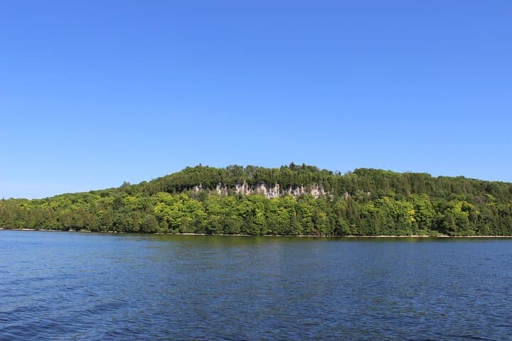 Door County West Islands & Eagle Bluff Lighthouse Cruise — Fish Creek Scenic Boat Tour photo 3