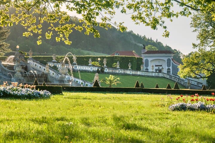 Cesky Krumlov 4-Hour Private Guided Tour: Castle, Old Town & Hidden Corners photo 5