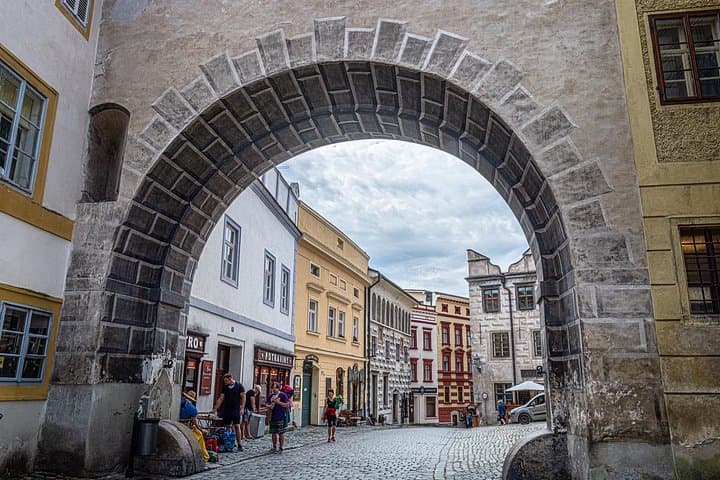 Best of Cesky Krumlov: Old Town and Castle Exteriors (2-Hour Guided Walk) photo 1