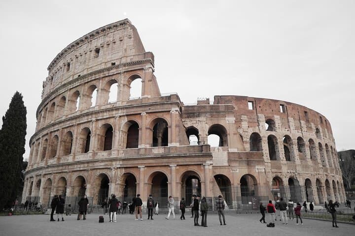 Colosseum, Roman Forum & Palatine Hill Guided Walk — Skip-the-Line photo 2