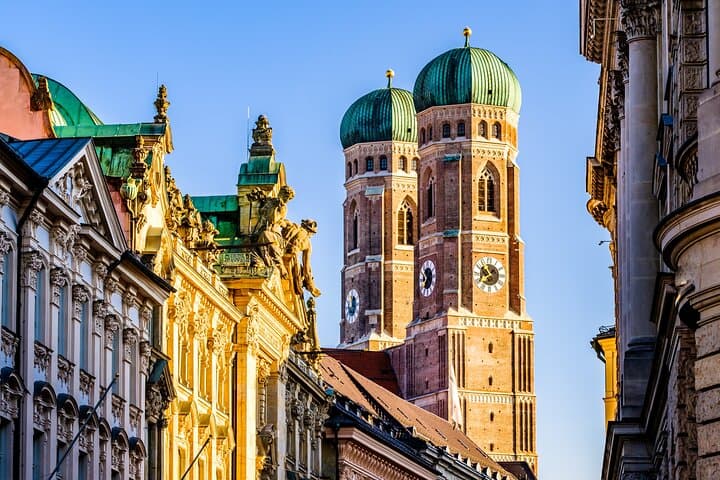 Best of Munich 1-Day Private Tour: Old Town, Residenz & English Garden photo 3