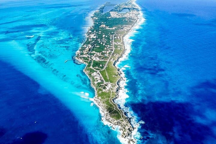 Half-Day Catamaran Sailing to Isla Mujeres: Snorkel, Beach Club & Sunset from Cancun photo 3