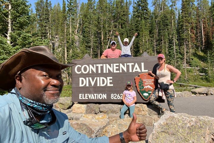 Private Upper Loop Tour of Yellowstone National Park — Lamar Valley Wildlife & Geology Day Tour photo 3