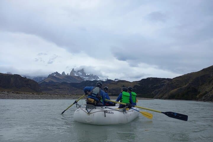 Rio de las Vueltas Rafting — Class III Rapids with Fitz Roy Views photo 4