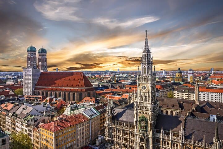 Munich Old Town and English Gardens: Private 3-Hour Walking Tour photo 4