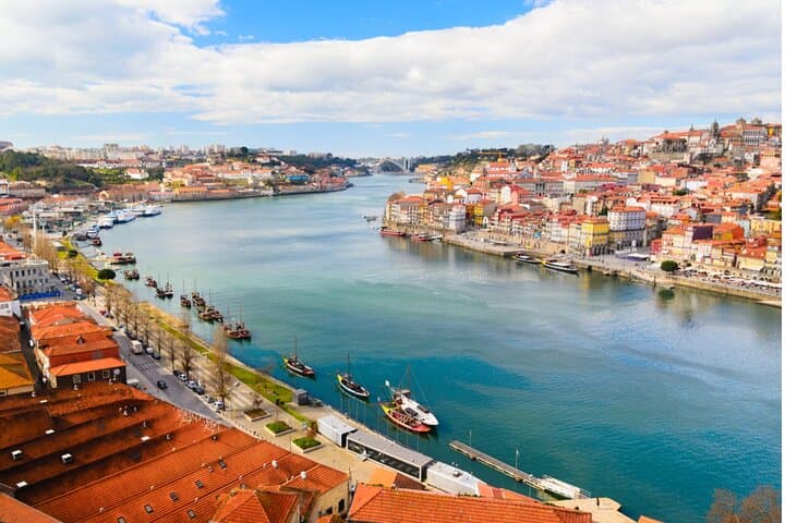 Porto by the Ocean: Self-Guided Coastal Puzzle Walk