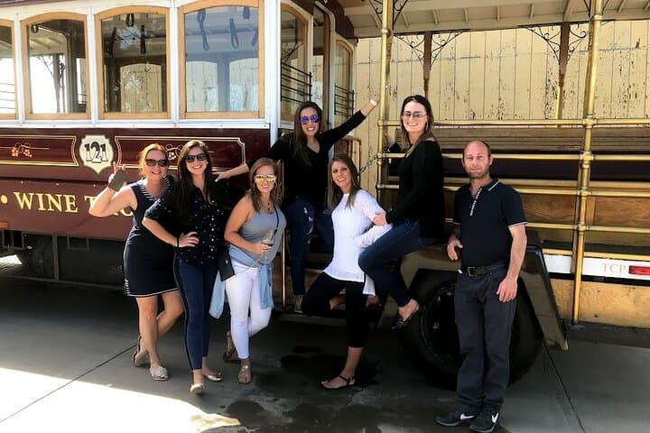 Sonoma Open-Air Wine Trolley: 4-Stop Vineyard Tour with Lunch photo 6
