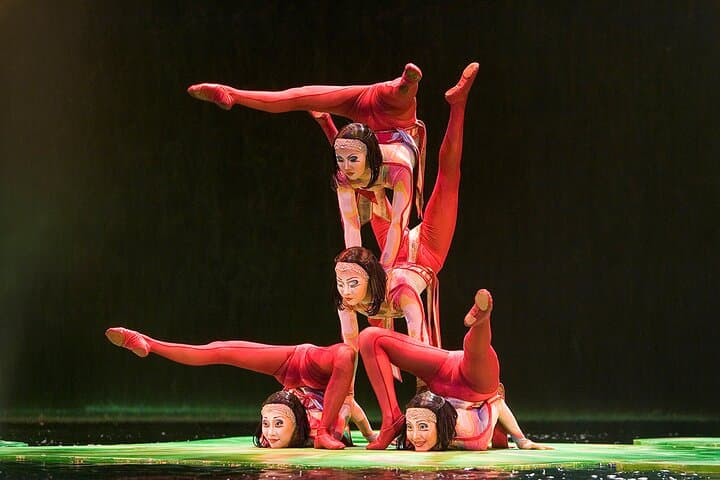 O by Cirque du Soleil at Bellagio: Show Guide, Tickets & Tips photo 3