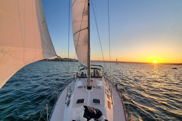 San Diego Bay Sunset Sail: Evening Cruise Along the Skyline & USS Midway photo 3