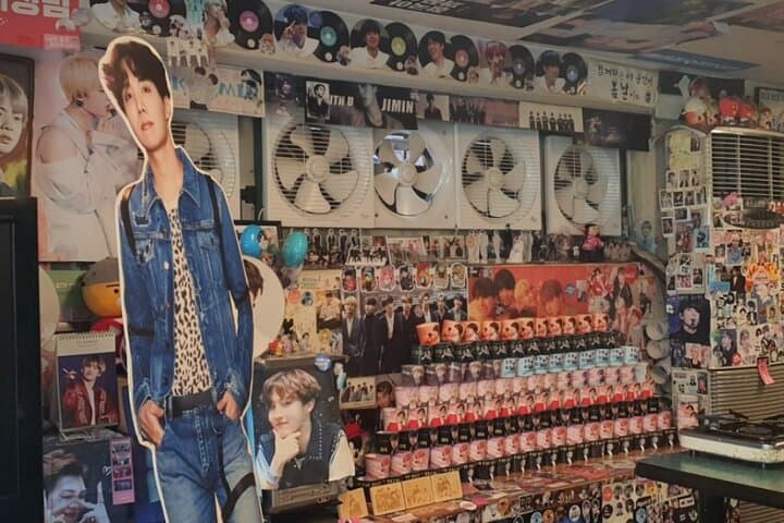 Seoul Private K‑pop Location Tour — BTS Filming Sites, Cafés & HYBE Insight (4–5 hrs) photo 3