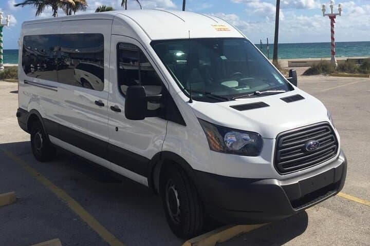 Private Airport Transfer from LAX to Garden Groove — Fast, Door-to-Door Ride photo 4