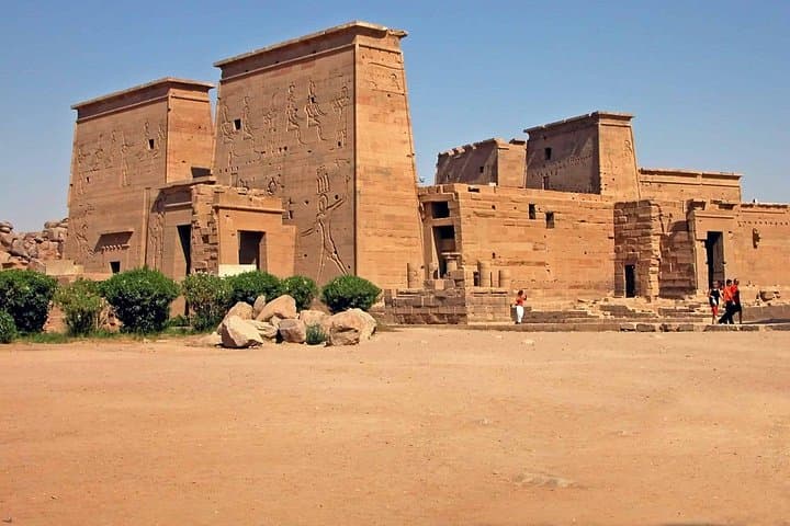 Aswan to Luxor 2-Night Nile Cruise with Hot-Air Balloon from Cairo photo 1