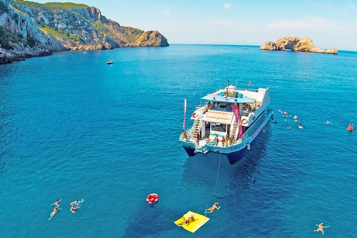 Cala Salada Catamaran Cruise: Snorkelling, Aquarium Stop & Secluded North Coast Beaches photo 2