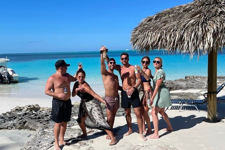 Rose Island Boat Party & Floating Bar — Nassau's Beach and Boat Day Escape photo 3