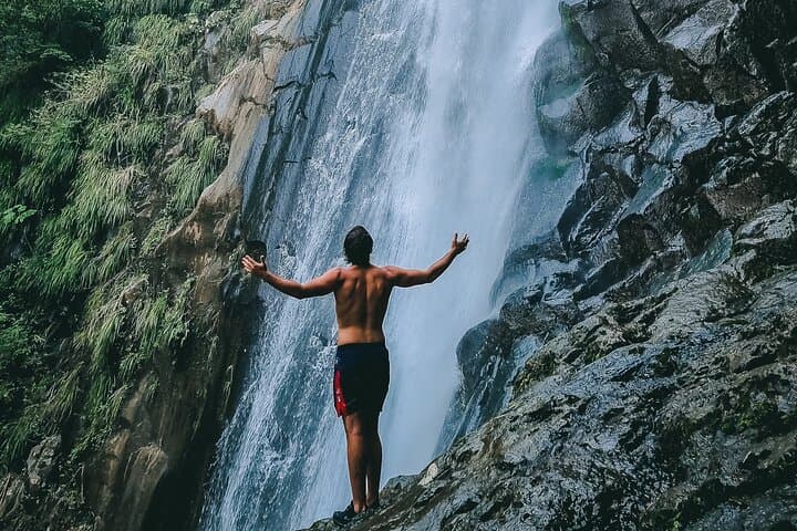 Hidden Waterfall Tour El Imposible: Off-Grid Waterfall Jumps & Rock Slides photo 3