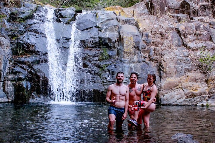 Hidden Waterfall Tour El Imposible: Off-Grid Waterfall Jumps & Rock Slides photo 4