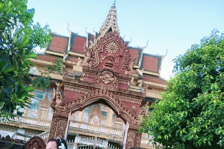 Battambang Full-Day Countryside & Bamboo Train Tour to Secret Bat Cave photo 4