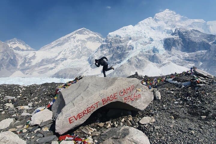 Everest Base Camp Trek: 14-Day Guided Route from Kathmandu to EBC