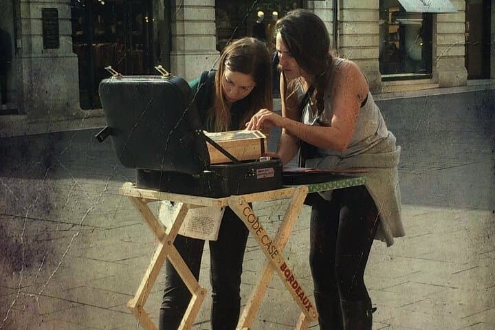 Bordeaux Urban Escape Game — Hunt Goya's Skull Through the Historic Quarter photo 2