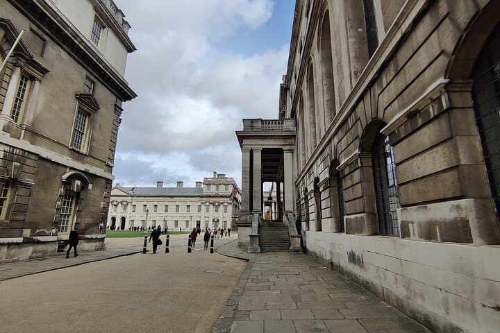 Greenwich Interactive Treasure Hunt: Self-Guided Secrets & Trails
