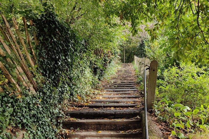 Greenwich Interactive Treasure Hunt: Self-Guided Secrets & Trails photo 2