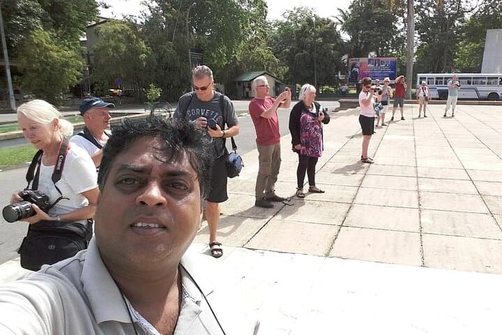 Colombo City Tour: Walk the Great Walls of Colombo Fort and Galle Face photo 5