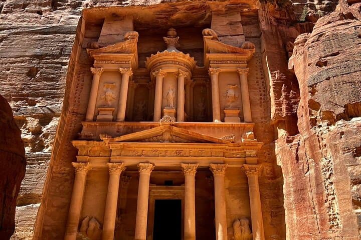 Private One-Day Petra from Amman: A Flexible, Guided Drive to the Treasury