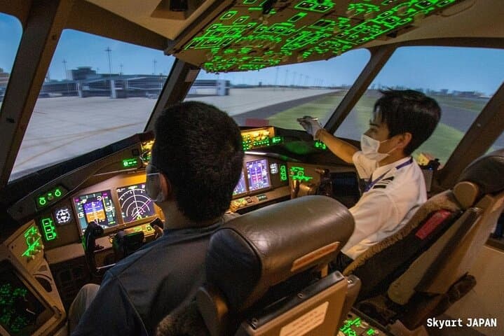 Fly a Real Cockpit in Tokyo — 70-Minute Boeing 777 Flight Simulator Experience photo 3