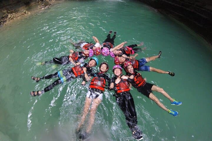 Osmeña Peak & Kawasan Falls: Full-Day Summit Trek and Canyoneering Adventure from Cebu photo 5