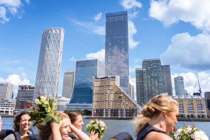 High-Speed Thames Cruise: 45-Minute Westminster & Canary Wharf Sightseeing photo 2