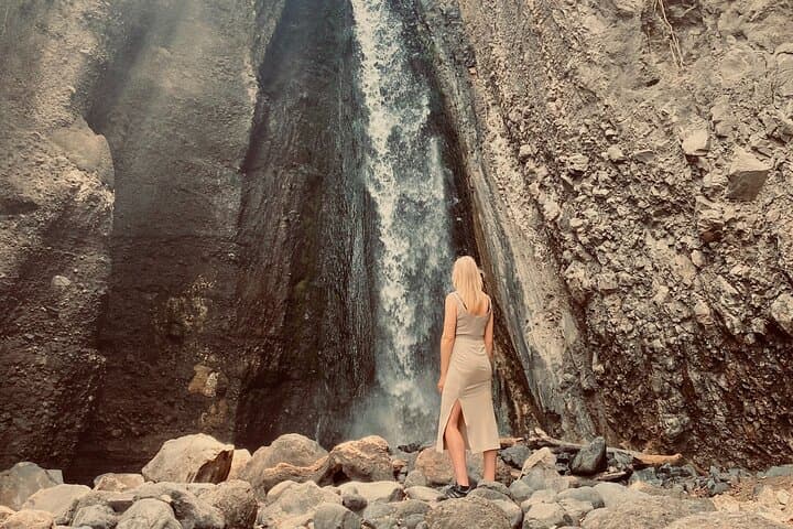Private Day Trip to Arusha National Park — Walking Safari to Mount Meru Waterfall photo 4