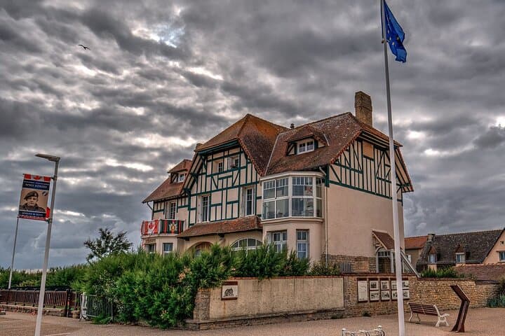 Private British and Canadian D-Day Beaches Tour from Bayeux photo 2