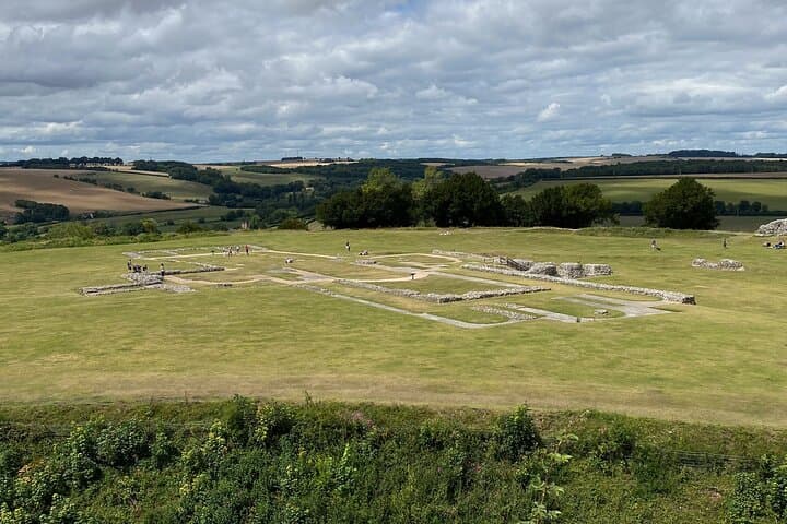 Salisbury Self-Guided Hidden Gems Game: Explore Cathedral, Watermeadows & Stonehenge photo 5