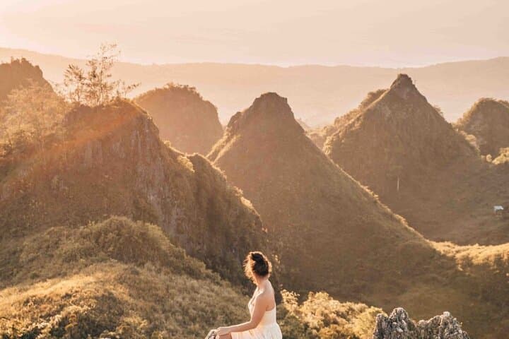 Cebu Adventure: Osmeña Peak Hike, Badian Canyoneering & Kawasan Falls Day Tour