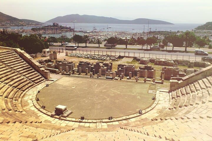 Private Guided Walking Tour of Bodrum: Castle, Bazaar & Marina photo 6