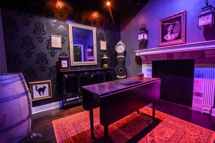 Old Town Alexandria Escape Rooms: 60-Minute Live Adventures