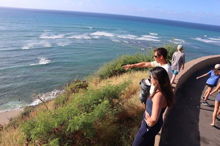 South East Oahu Adventure: Surf, Hikes & Hidden Beaches with a Local Guide photo 2